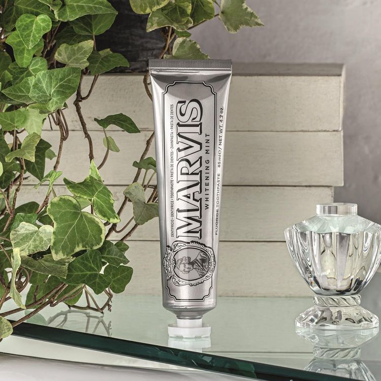 MARVIS WHITENING 85 ML FLRD
