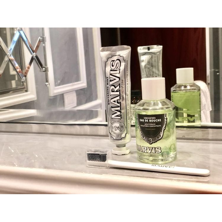 MARVIS MOUTH WASH STRONG MINT 120ML